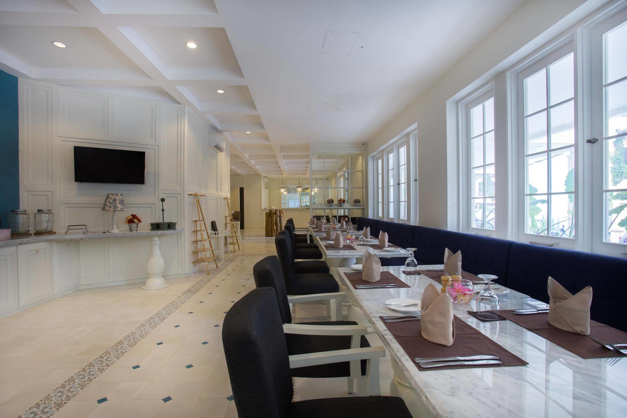 Amalfi Hotel Seminyak Екстер'єр фото
