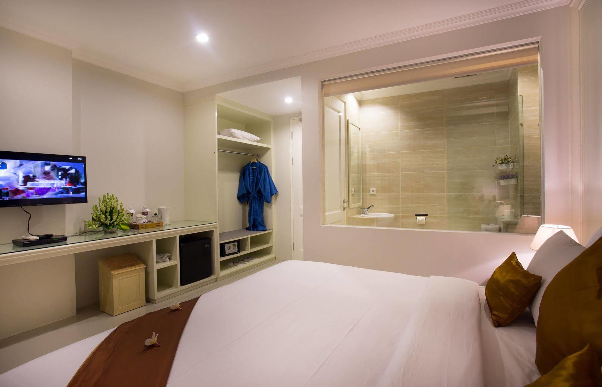 Amalfi Hotel Seminyak Екстер'єр фото