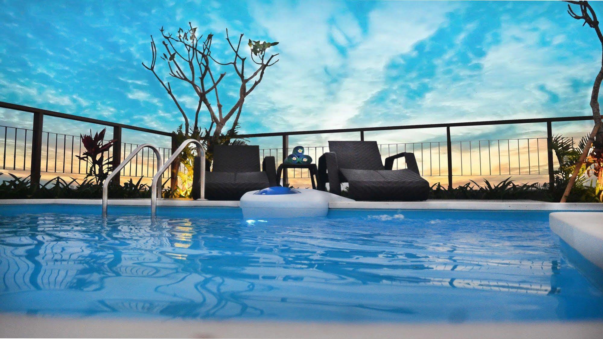 Amalfi Hotel Seminyak Екстер'єр фото
